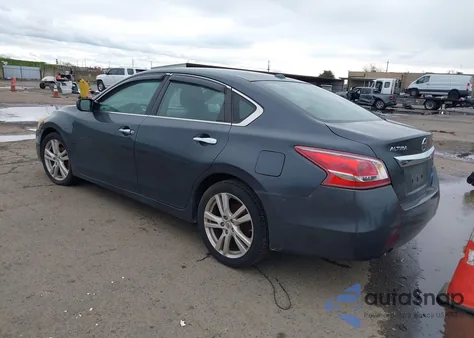 2013 Nissan Altima 2.5 Sv z USA, uszkodzony, nr VIN 1N4AL3AP6DN424533